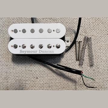 Seymour Duncan SH-6B Distortion v bílé barvě / zamluveno