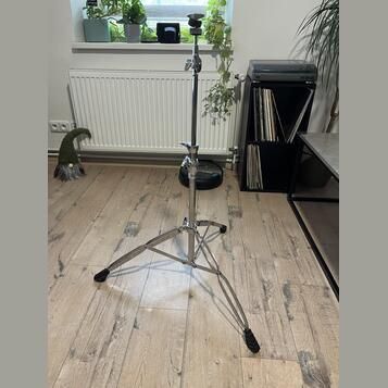 Mapex 600 - rovný stojan