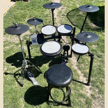 elektronické bicí V-Drums td-17
