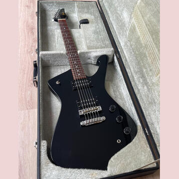 Ibanez Iceman II 1981 JAPAN