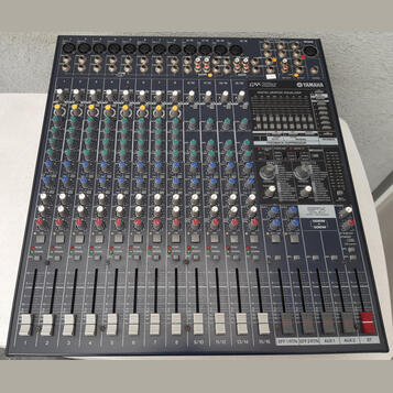 Power Mix YAMAHA EMX 5016 CF + polstr. taška