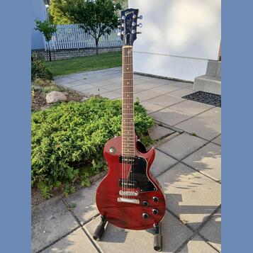 GIBSON Speciál