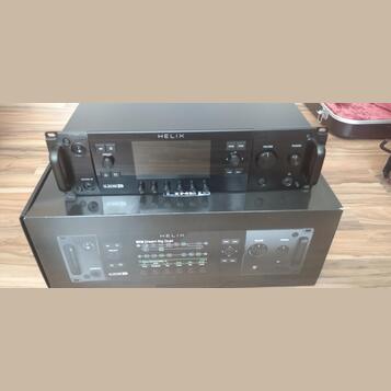 Line 6 Helix rack