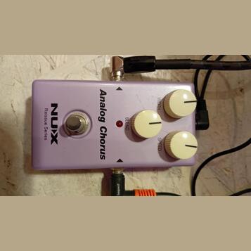 Chorus NUX analog