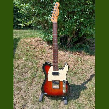 Squier by Fender CUSTOM TELECASTER 