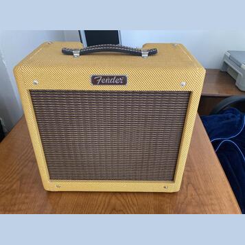 PRODÁM Fender Pro Junior IV LTD