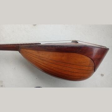 MANDOLÍNA NEAPOLSKEHO TYPU