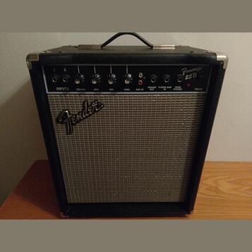 Fender frontman 25B
