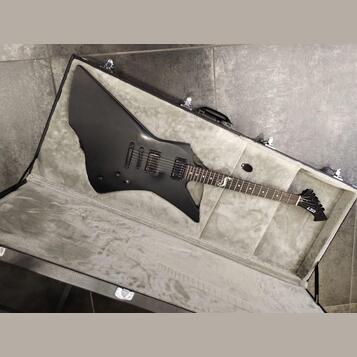 ESP LTD Snakebyte BLKS