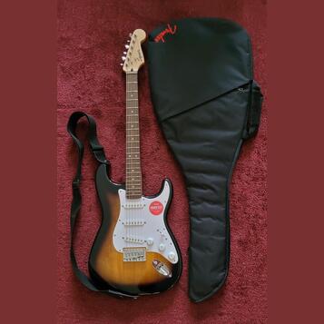 Fender Squier Bullet Stratocaster HT IL Brown Sunburst +obal