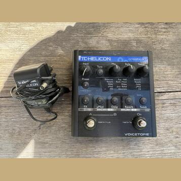TC-Helicon VoiceTone Create XT – vokální multi efektový proc