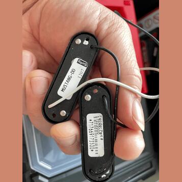 Snímač Seymour Duncan pro Mustang Bass