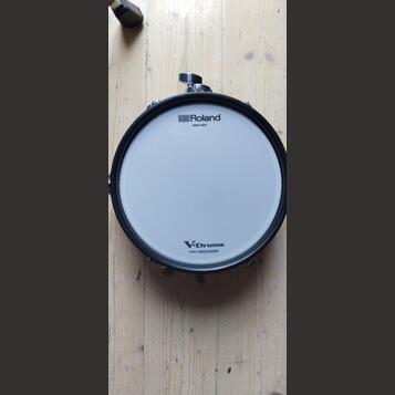 Roland PDA100L.