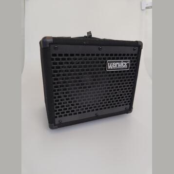 Baskytarové kombo Warwick BC 10 (10W) – ideální na domácí cv