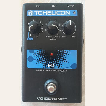 TC Helicon Voicetone H1 - vokálni efektový procesor 