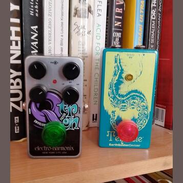 Krabičky EHX nano qtron a earthquaker devices tentacle