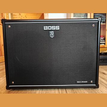 Boss KATANA Cabinet 212 WAZA