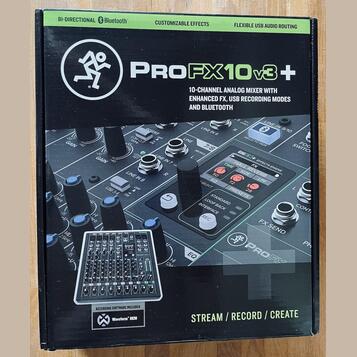 Mackie ProFX10v3+