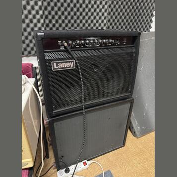 Basové kombo Laney RB7