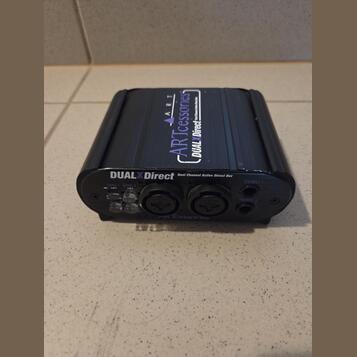 PRODÁNO DI Box Dual x Direct ART