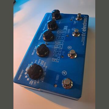 TC Electronic Flashback x4 Delay/Looper