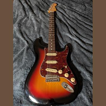 Squier classic Vibe 60s Stratocaster 2009