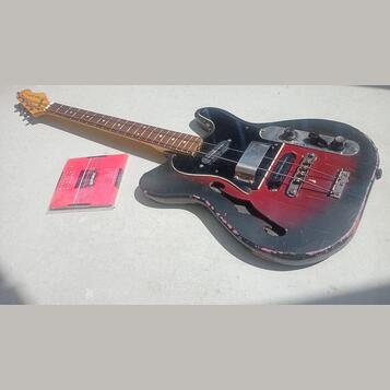 JOLANA IRIS BASS BASKYTARA + NOVÉ STRUNY WAWRICK