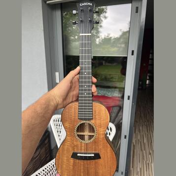Predám ukulele Cascha Concert Ukulele Acacia Solid Top (23")