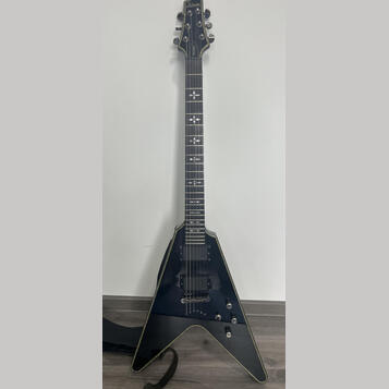 Schecter Hellraiser Diamond Series V + Vox amPlug Metal