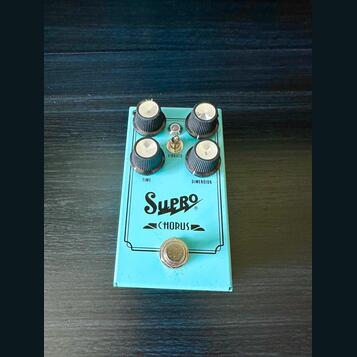 Supro Chorus Stereo