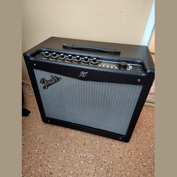 Fender mustang III V2+ velký Footswitch s displejem 