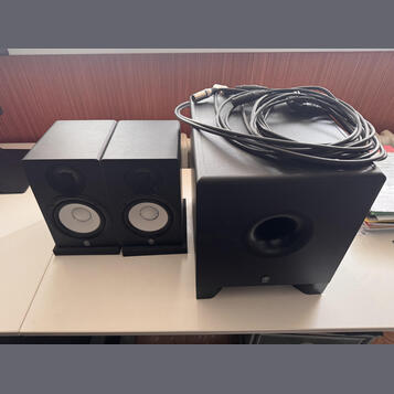 Yamaha HS50M 2x + HS10W + kabeláž