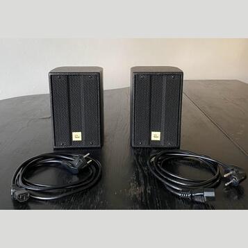 the box pro Achat 104 - 2 malé aktivní reproboxy