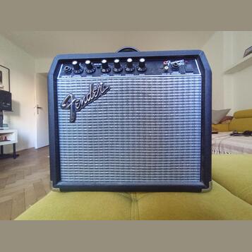 Fender Frontman 15G