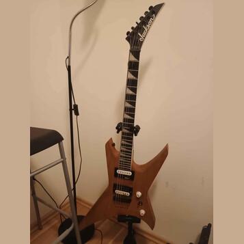 Jackson JS32T Warrior Natural + kombo Blackstar