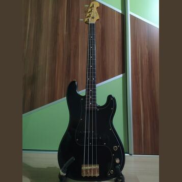 Fender Precision bass CIJ