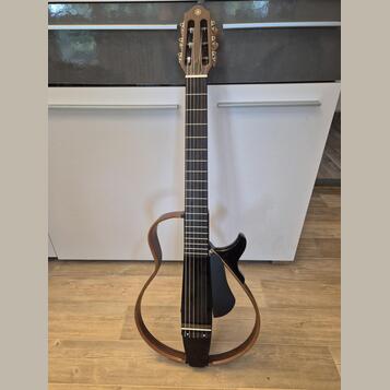 Yamaha SLG 200N TBL