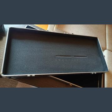 Case pro pedály nebo multiefekt
