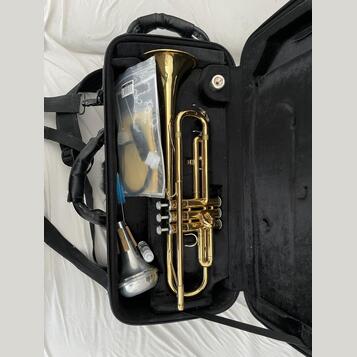 Trumpeta Yamaha YTR2330