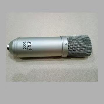 Lampový mikrofon MXL 9000