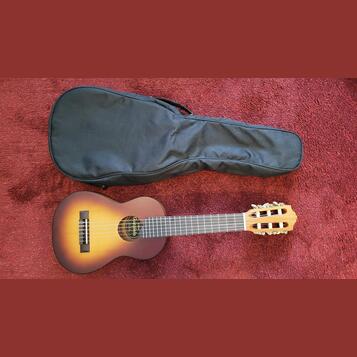 Yamaha GL1-TBS Tobacco Brown Sunburst Guitalele