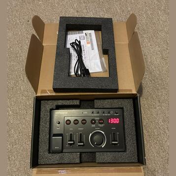 Roland AIRA Compact E-4 Voice Tweaker