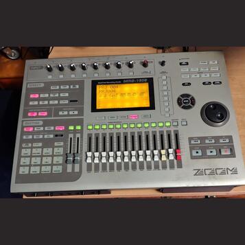 Zoom MRS-1608