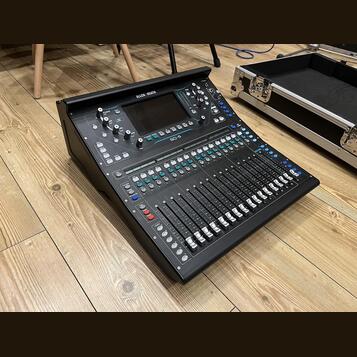 Predám Allen & Heath SQ5