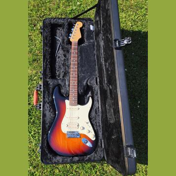 Fender Stratocaster American de luxe