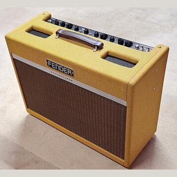 Fender Bassbreaker 30R FSR "Lacquered Tweed" (limit. edice)