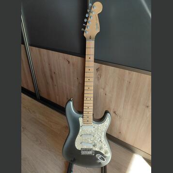 Fender Stratocaster 