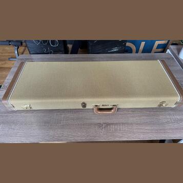 Fender Eric Clapton MB OW AAA #381560