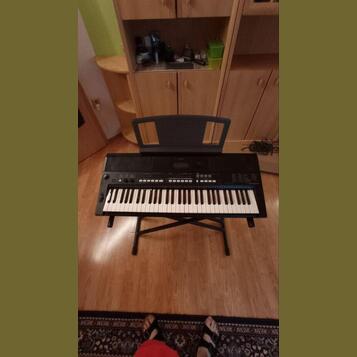Yamaha PSR-E433 + stojan + adaptér