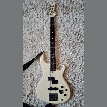 Aria Pro II Deluxe RSB Series Vintage White Made in Japan.